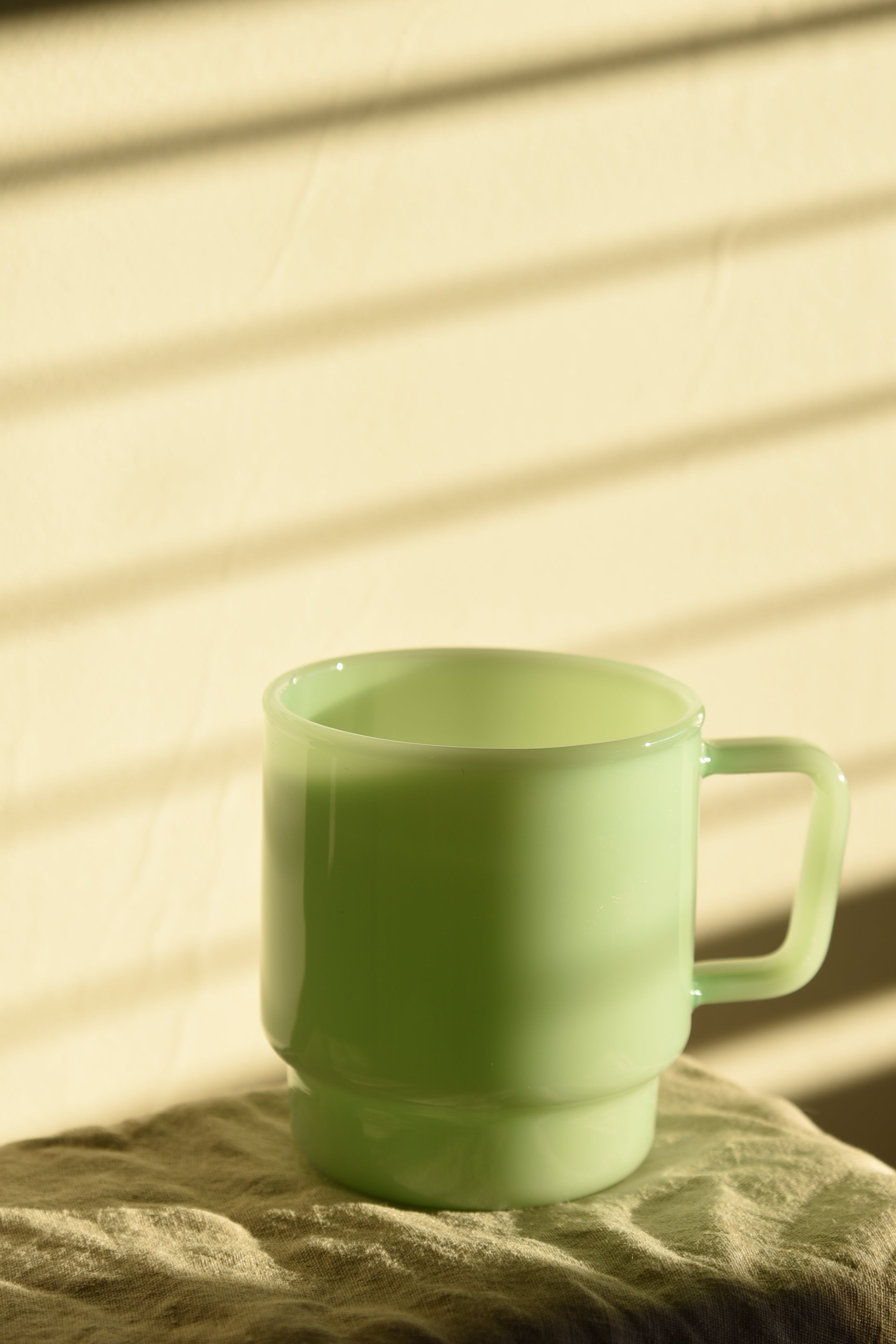 Levin Jade Glass Mug 10oz